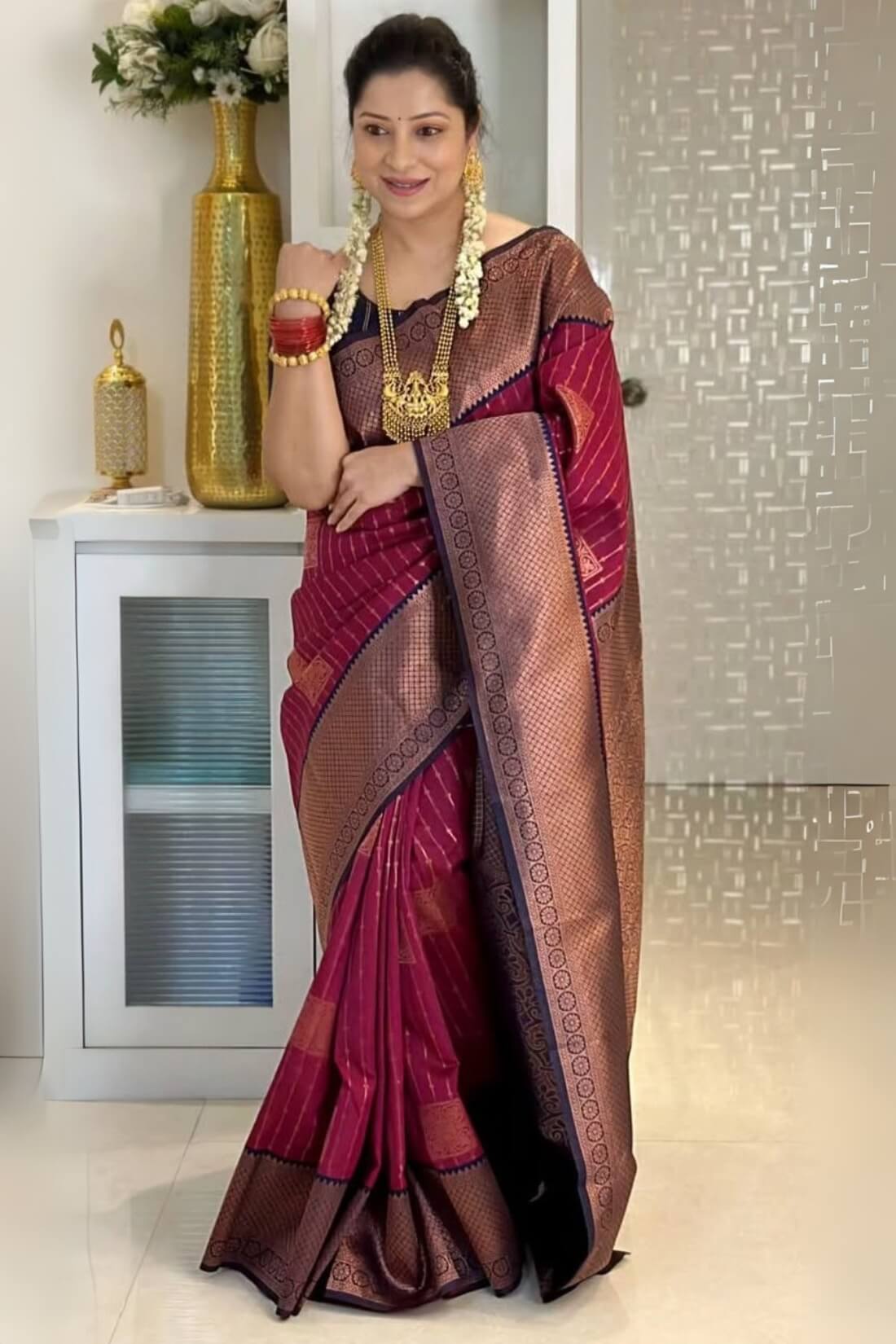 Transcendent Maroon Soft Silk Saree With Scrumptious Blouse Piece