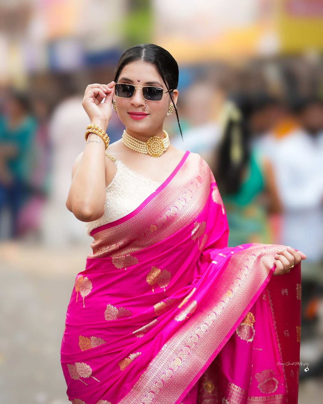 Scrupulous Dark Pink Soft Silk Saree With Woebegone Blouse Piece