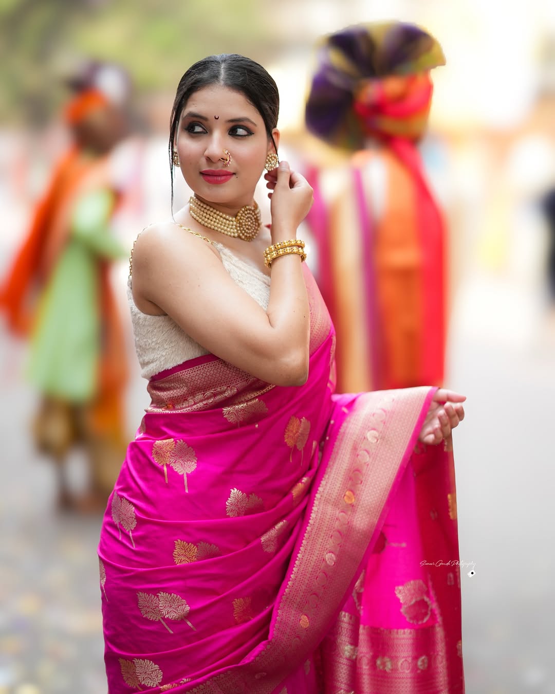 Scrupulous Dark Pink Soft Silk Saree With Woebegone Blouse Piece