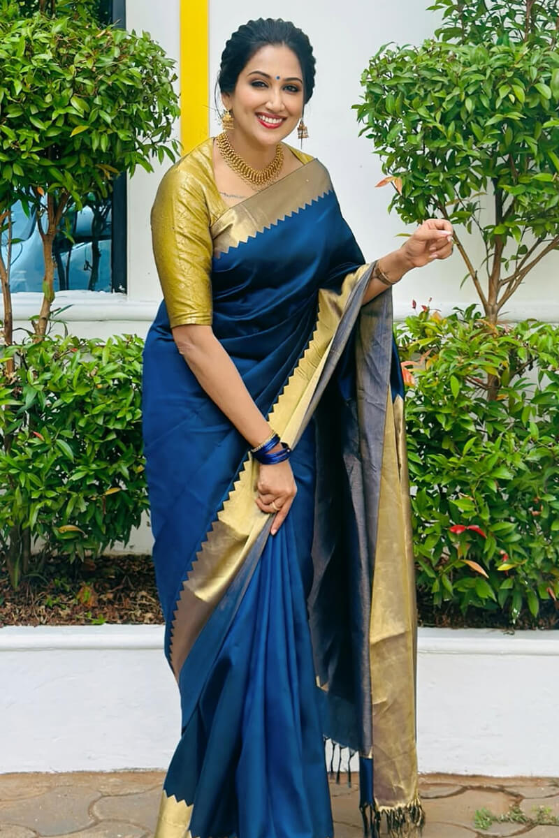 Surpassing Navy Blue Soft Silk Saree With Imaginative Blouse Piece