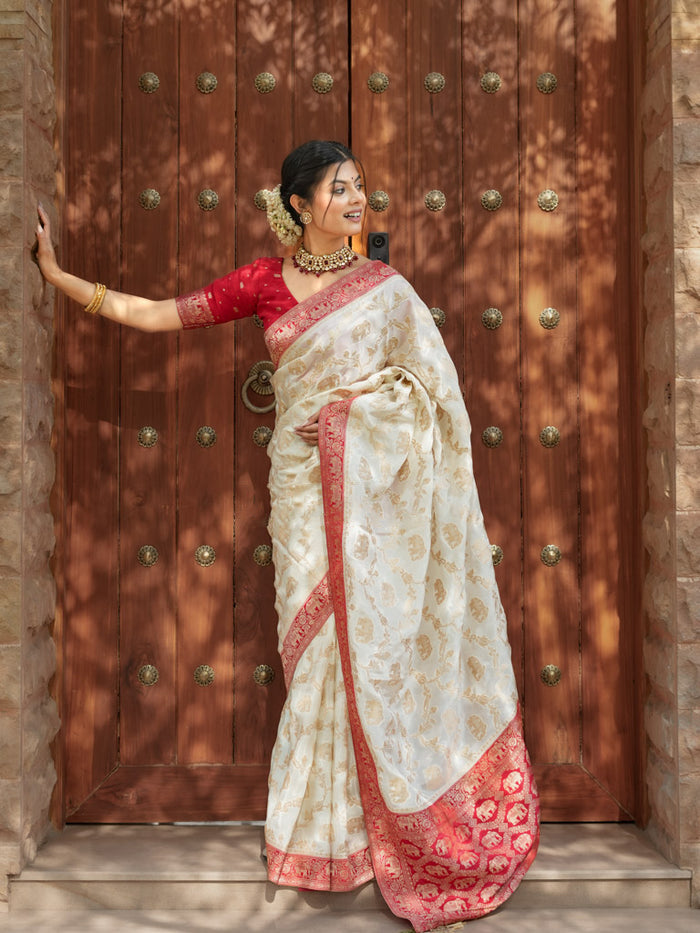 Incomparable Beige Soft Silk Saree With Verdant Blouse Piece
