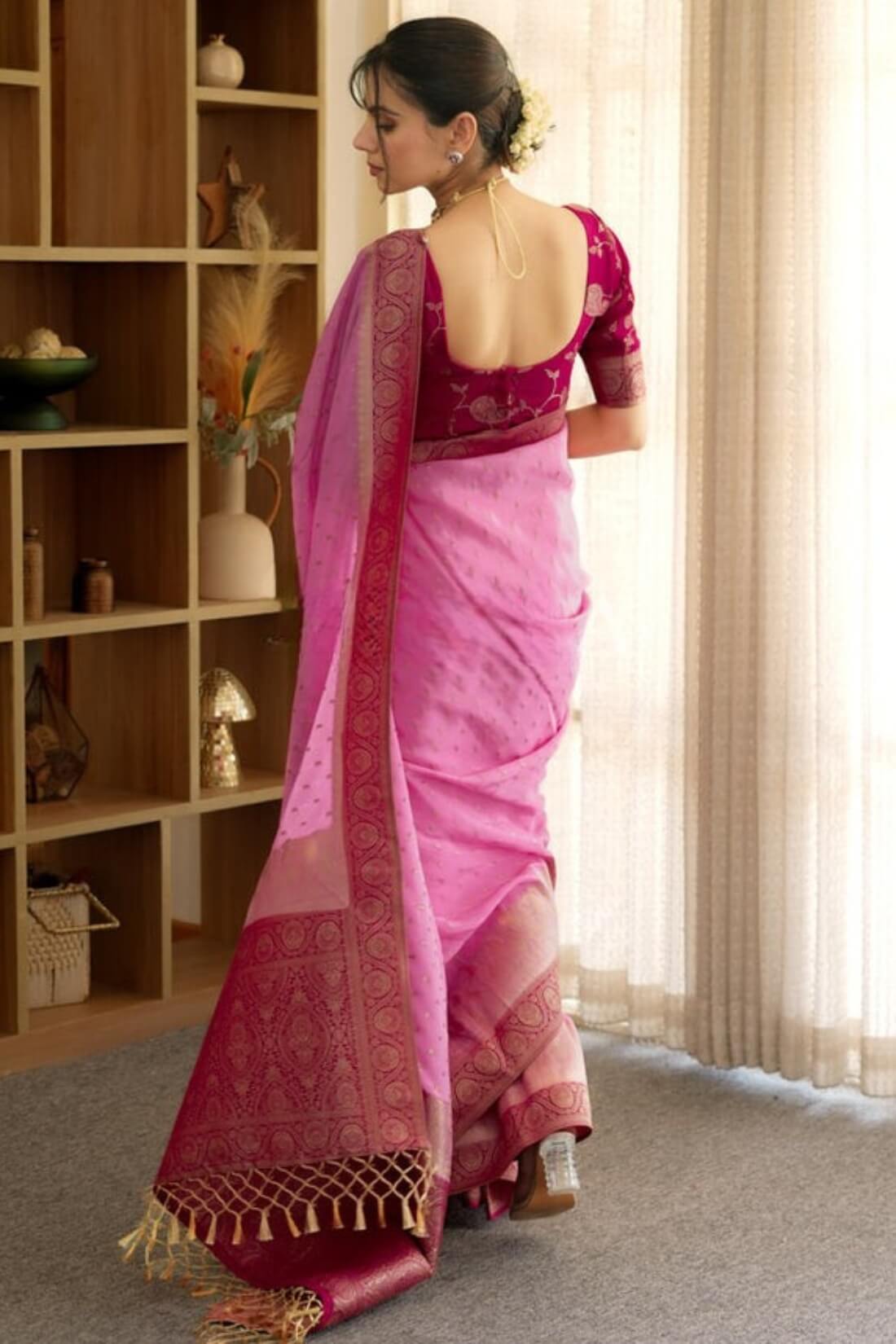 Petrichor Pink Soft Silk Saree With Deserving Blouse Piece