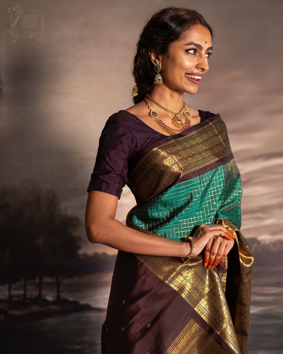 Alluring Rama Soft Silk Saree With Pretty Blouse Piece