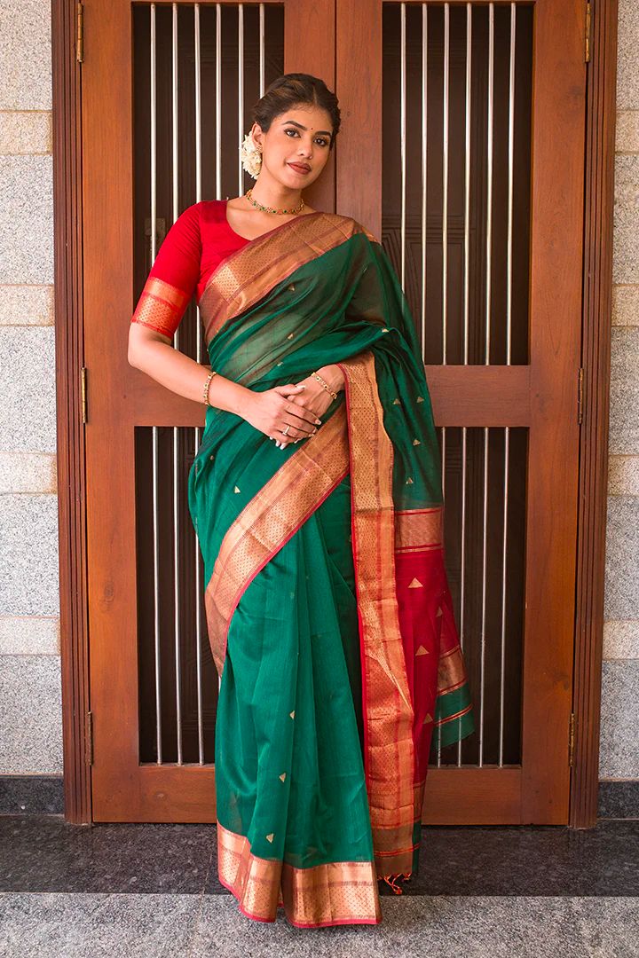 Bucolic Green Soft Silk Saree With Murmurous Blouse Piece