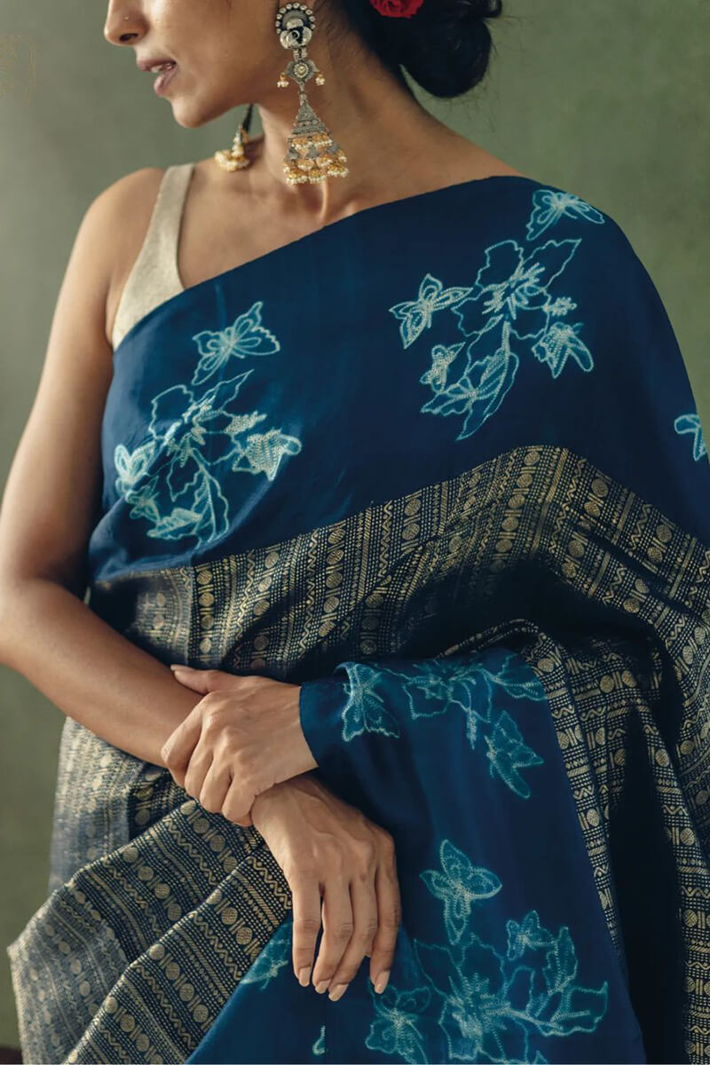 Symmetrical Blue Soft Silk Saree With Prominent Blouse Piece