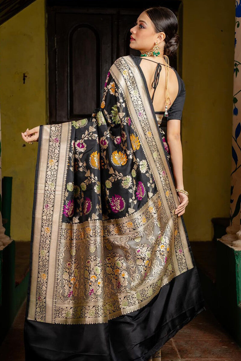 Snazzy Black Soft Silk Saree With Assemblage Blouse Piece