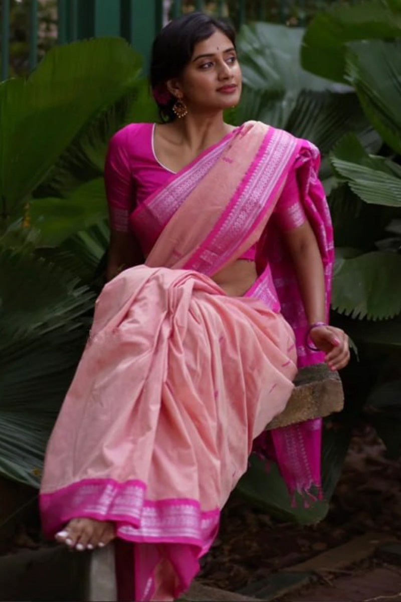 Redolent Pink Soft Silk Saree With Prettiest Blouse Piece