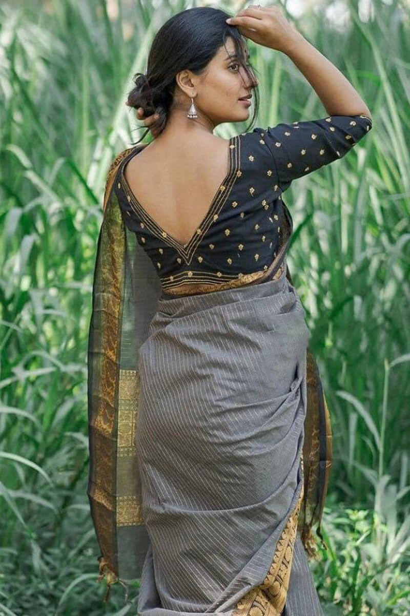 Intricate Grey Soft Silk Saree With Adoring Blouse Pieced