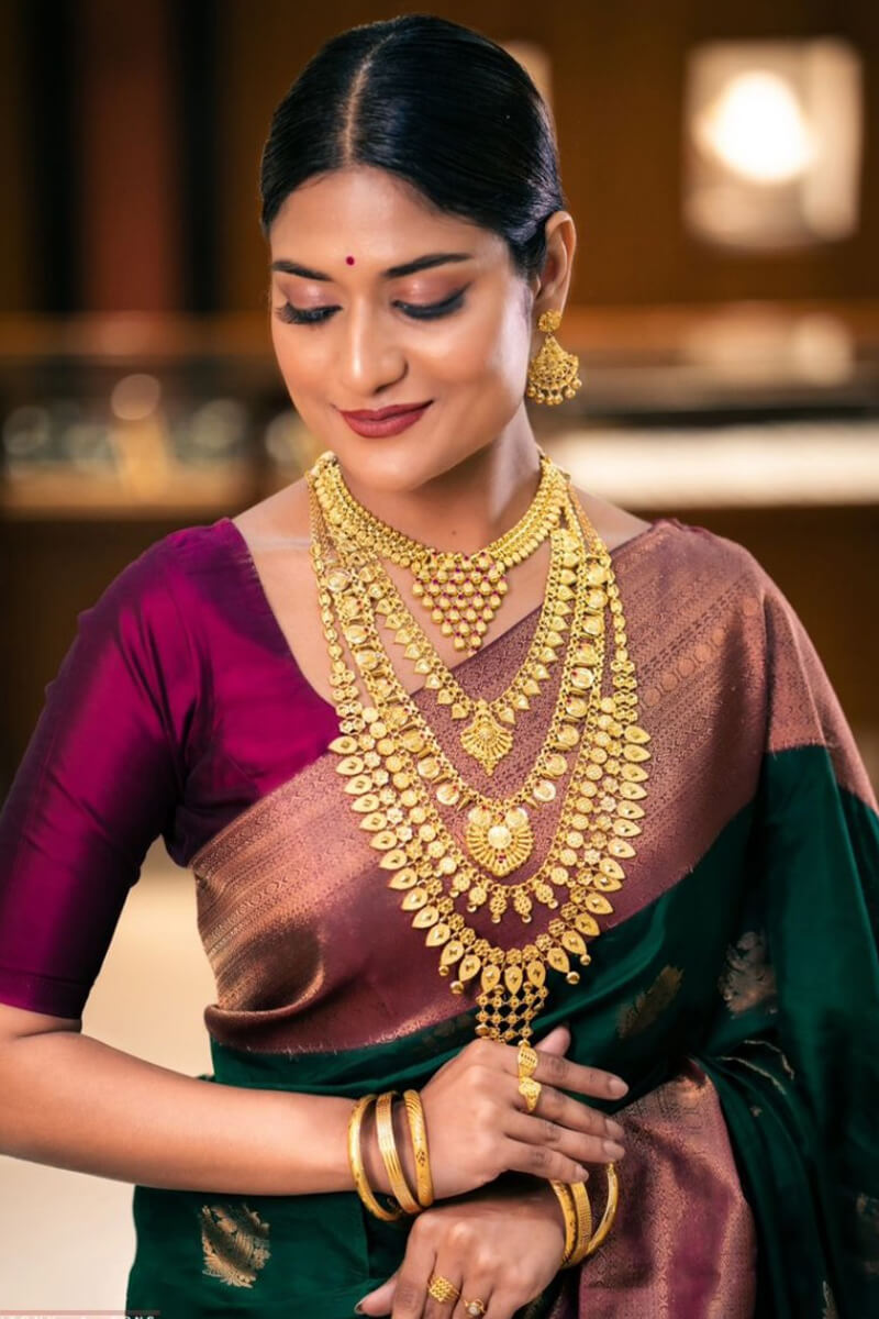 Adorning Dark Green Soft Silk Saree With Dalliance Blouse Piece