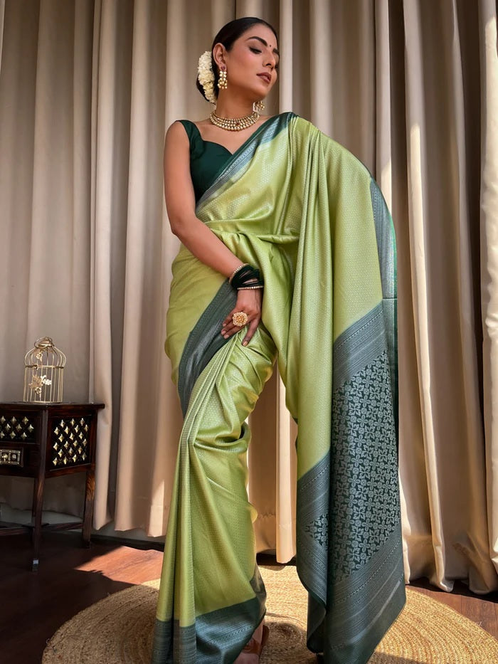 Ethnic Pista Soft Silk Saree With Majesty Blouse Piece