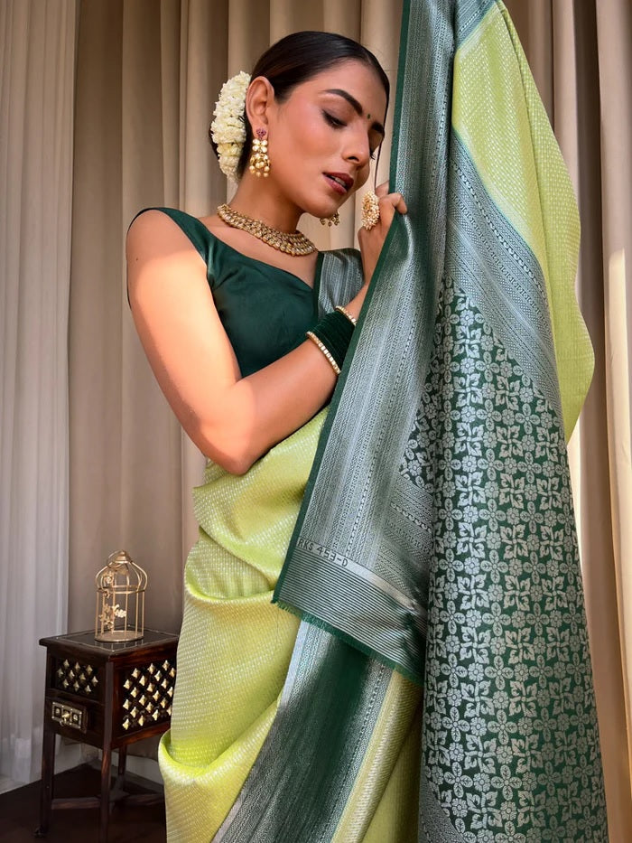 Ethnic Pista Soft Silk Saree With Majesty Blouse Piece