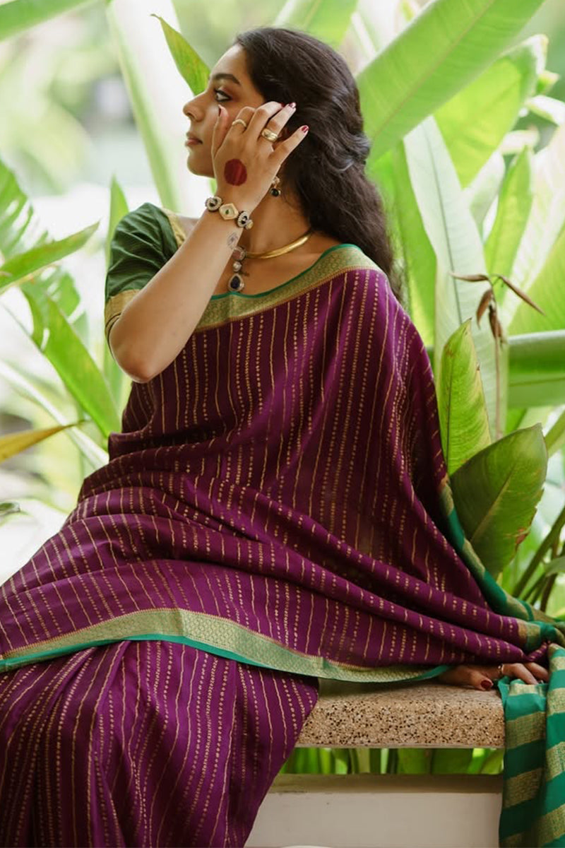 Propinquity Purple Soft Silk Saree With Devastating Blouse Piece