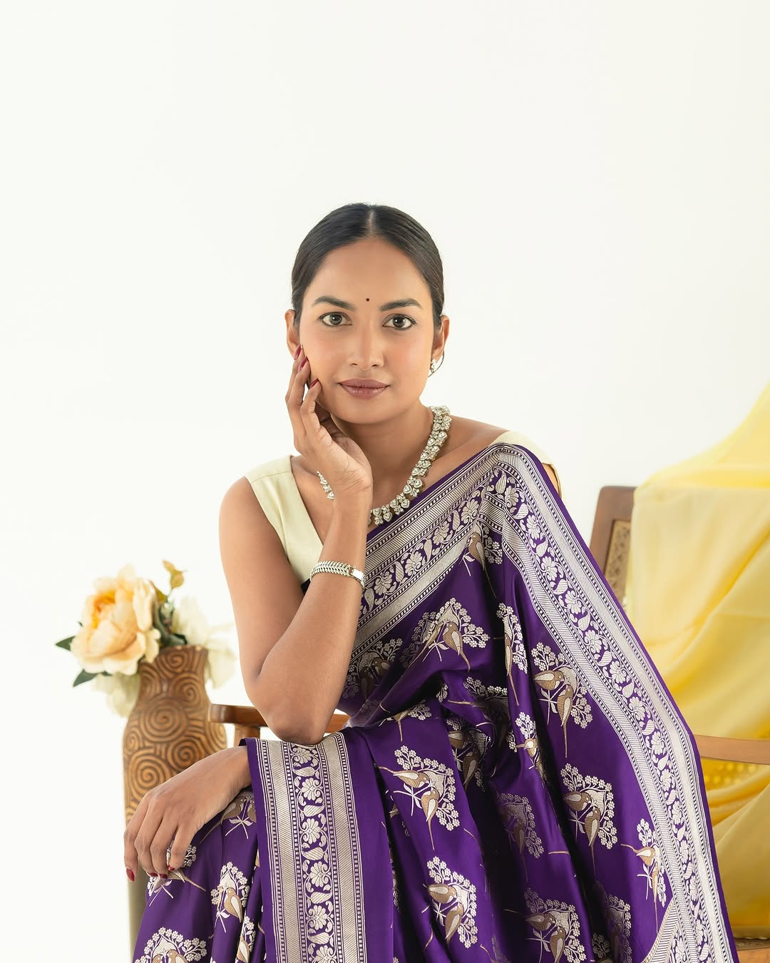 Glittering Purple Soft Silk Saree With Winsome Blouse Piece