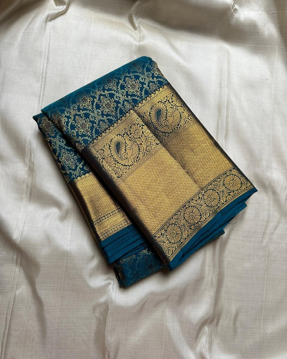 Improbable Rama Soft Banarasi Silk Saree With Amiable Blouse Piece