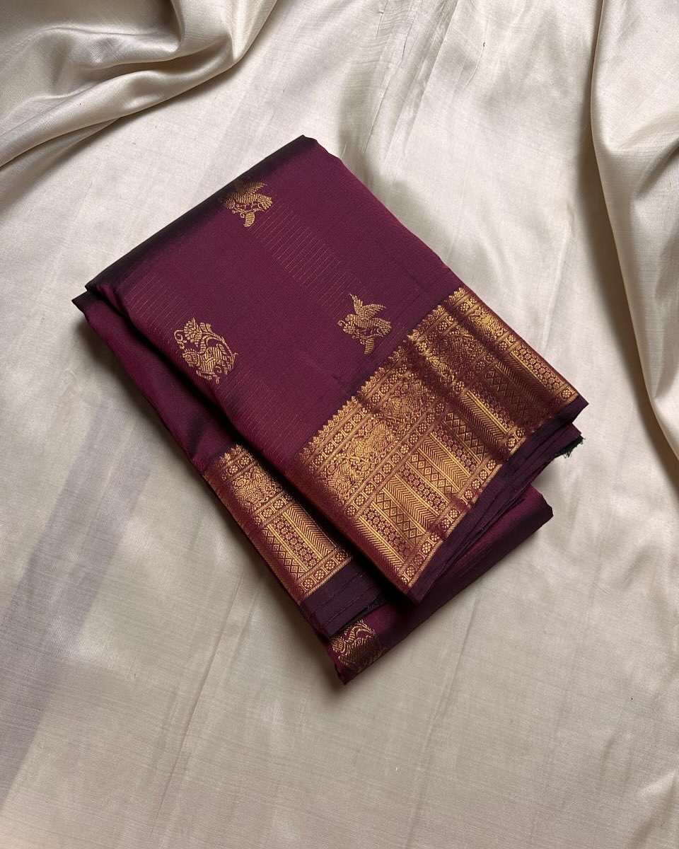 Serendipity Pruple Soft Banarasi Silk Saree With Stunning Blouse Piece