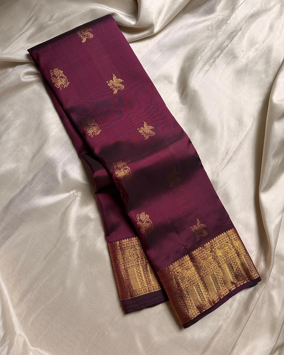 Serendipity Pruple Soft Banarasi Silk Saree With Stunning Blouse Piece