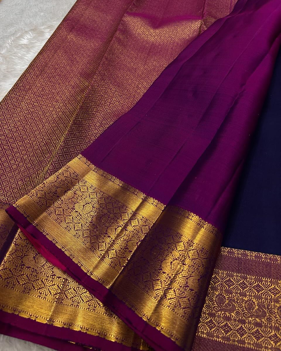 Serendipity Pruple Soft Banarasi Silk Saree With Stunning Blouse Piece