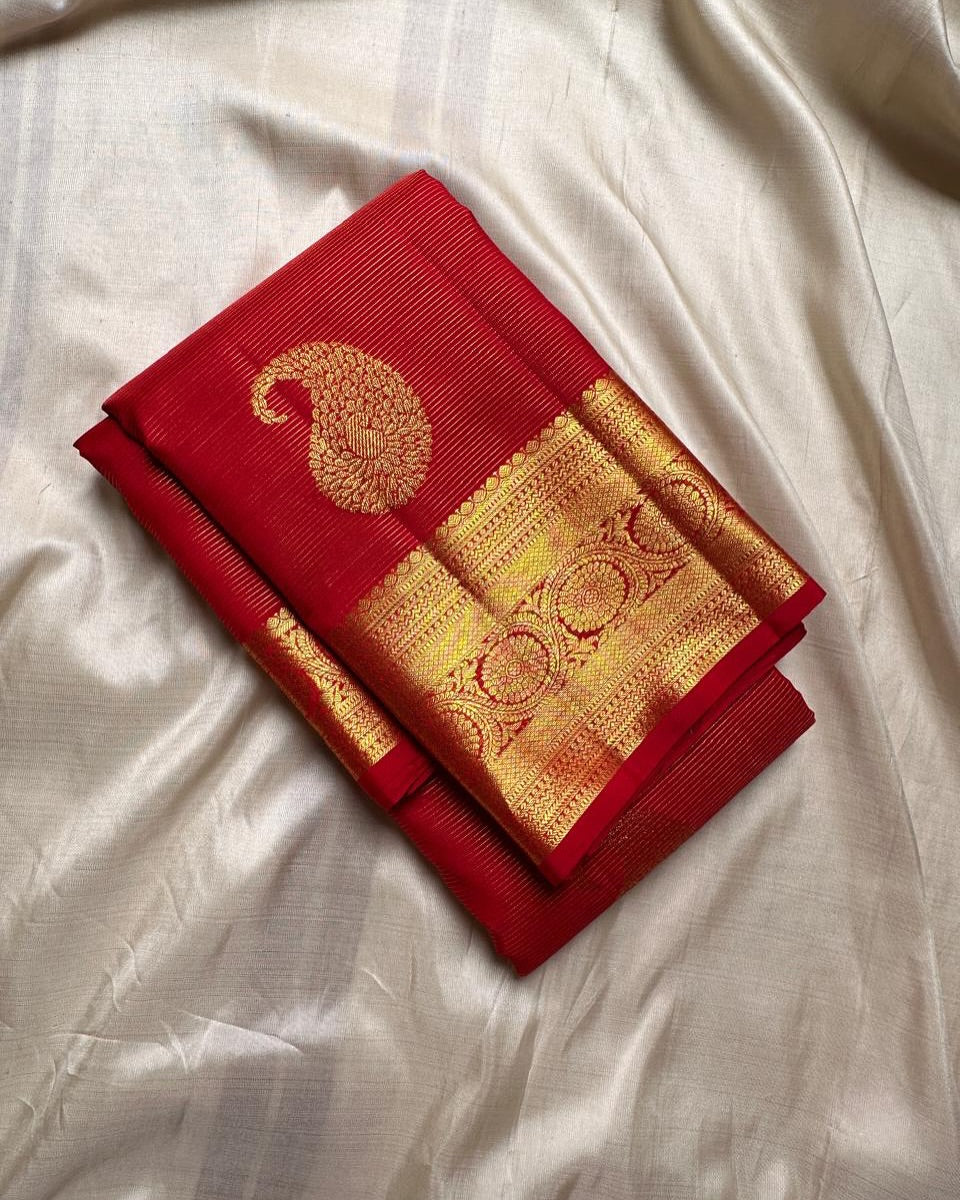 Preferable Red Soft Banarasi Silk Saree With Staggering Blouse Piece