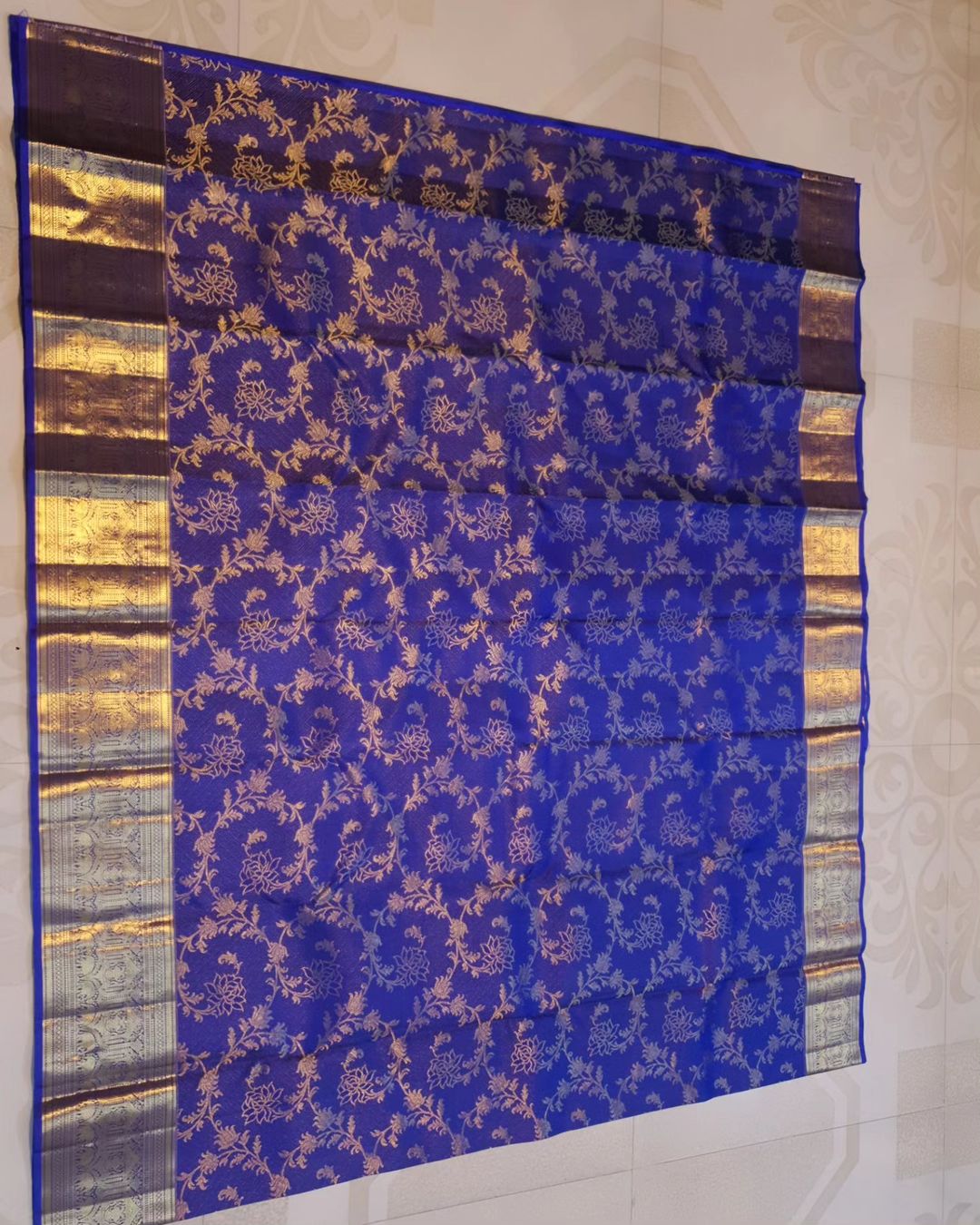 Fantabulous Royal Blue Soft Banarasi Silk Saree With Ratatouille Blouse Piece