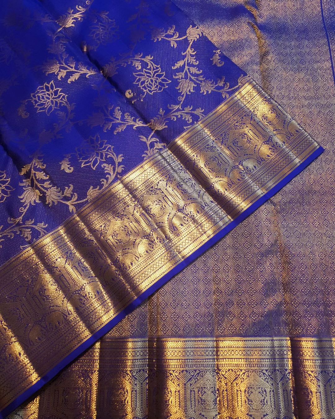 Fantabulous Royal Blue Soft Banarasi Silk Saree With Ratatouille Blouse Piece