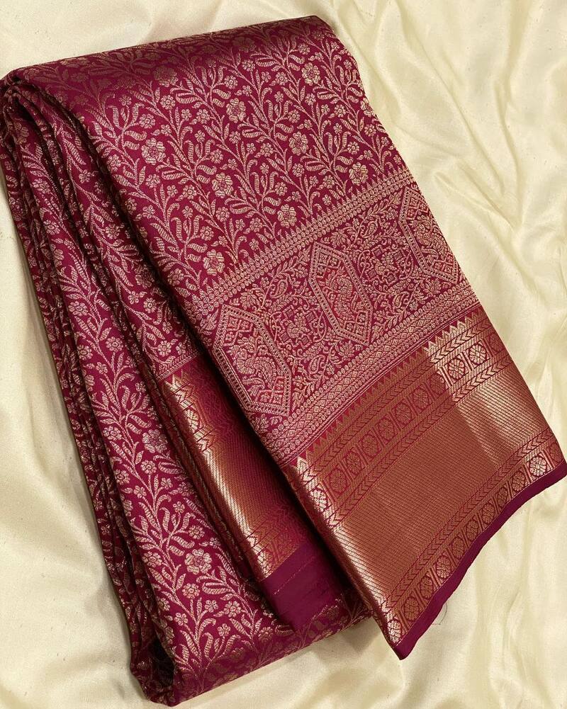 Scintilla Maroon Soft Banarasi Silk Saree With Innovative Blouse Piece