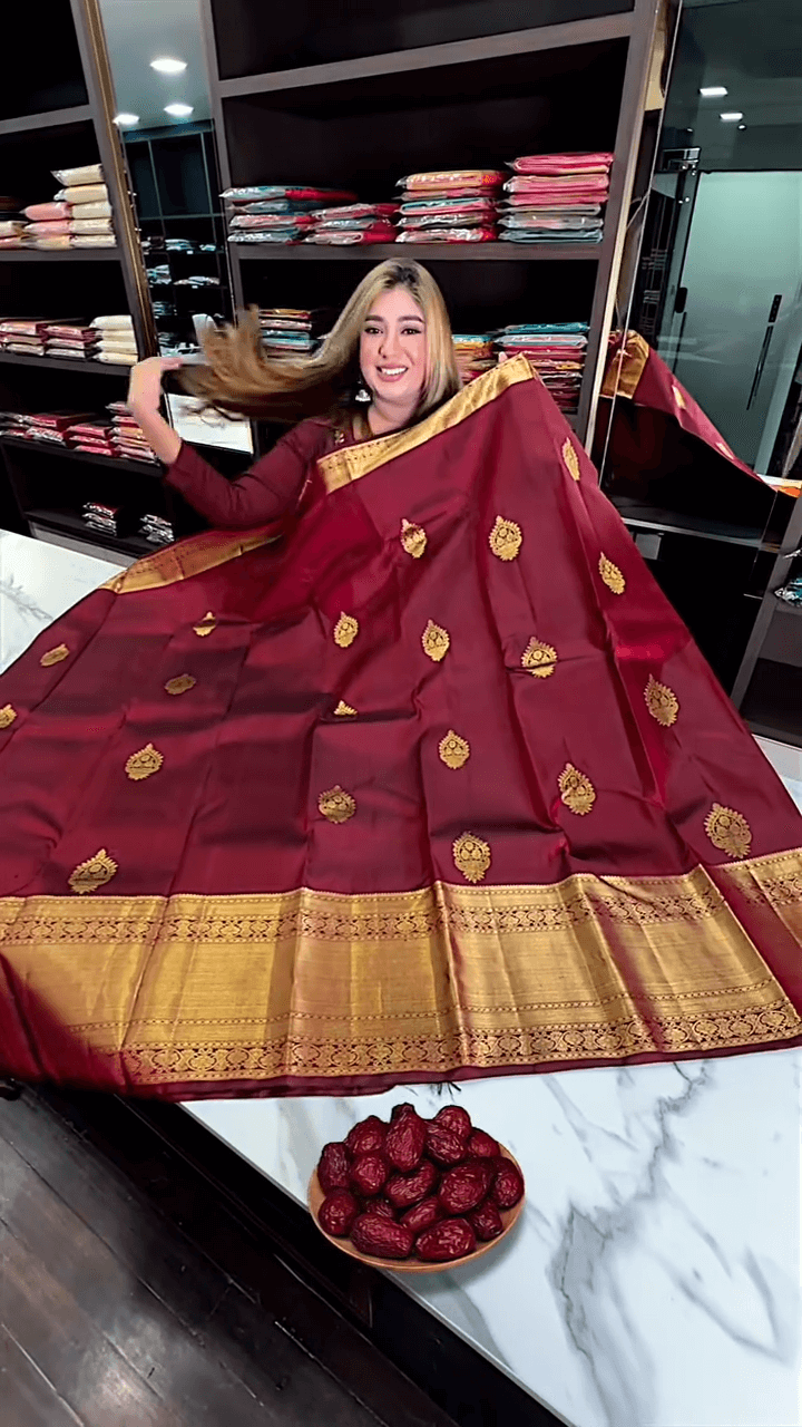 Breathtaking Maroon Soft Banarasi Silk Saree With Exquisite Blouse Piece