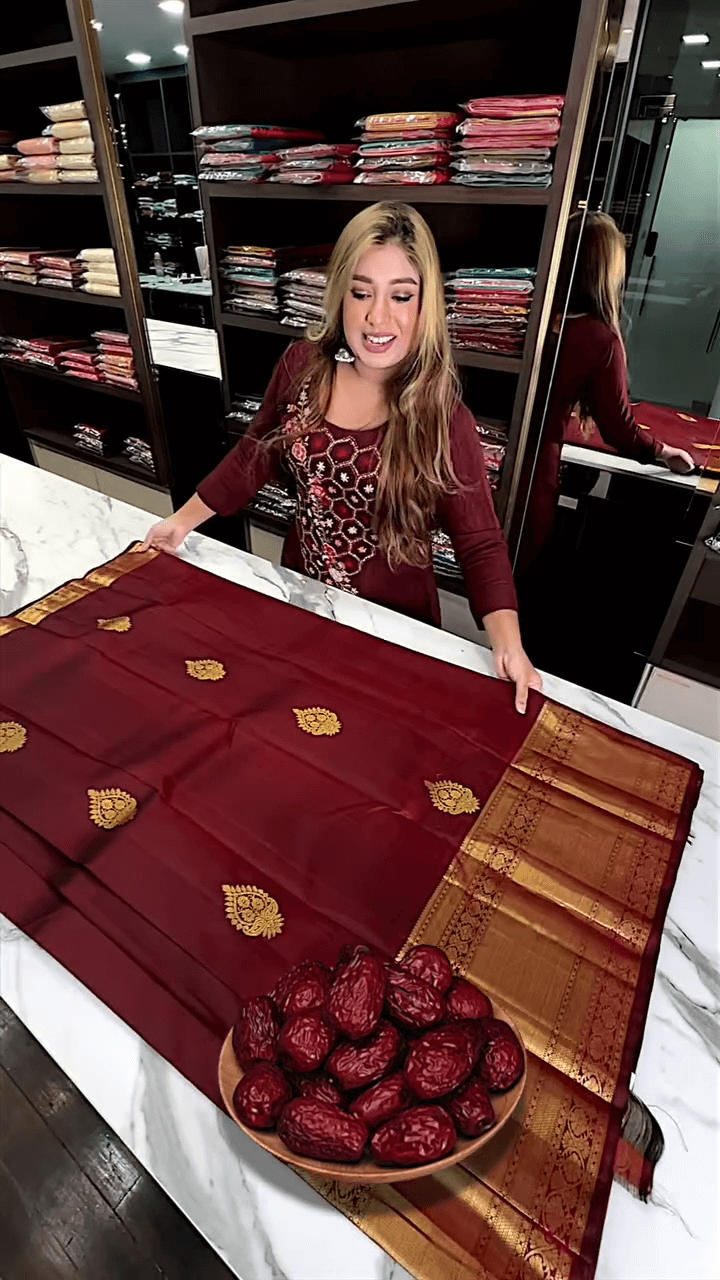 Breathtaking Maroon Soft Banarasi Silk Saree With Exquisite Blouse Piece