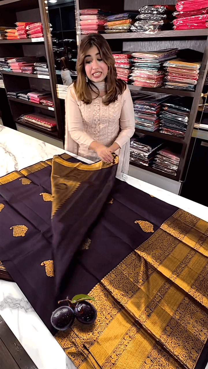 Snappy Purple Soft Banarasi Silk Saree With Blissful Blouse Piece