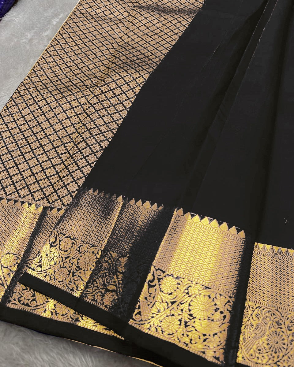 Resplendent Black Soft Banarasi Silk Saree With Susurrous Blouse Piece