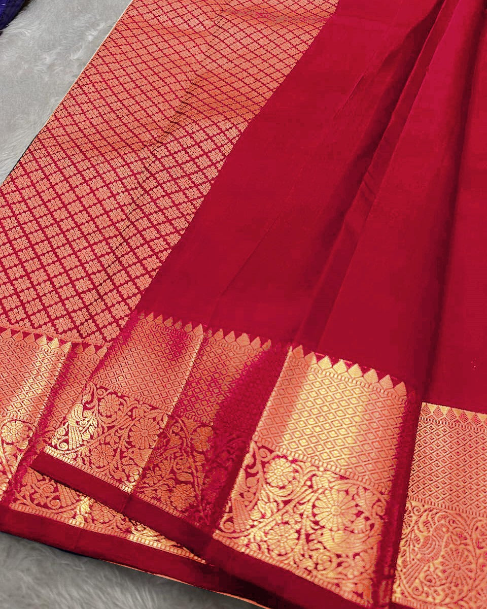 Piquant Red Soft Banarasi Silk Saree With Desiring Blouse Piece