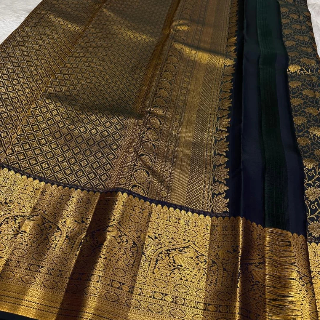 Girlish Black Soft Banarasi Silk Saree With Fugacious Blouse Piece