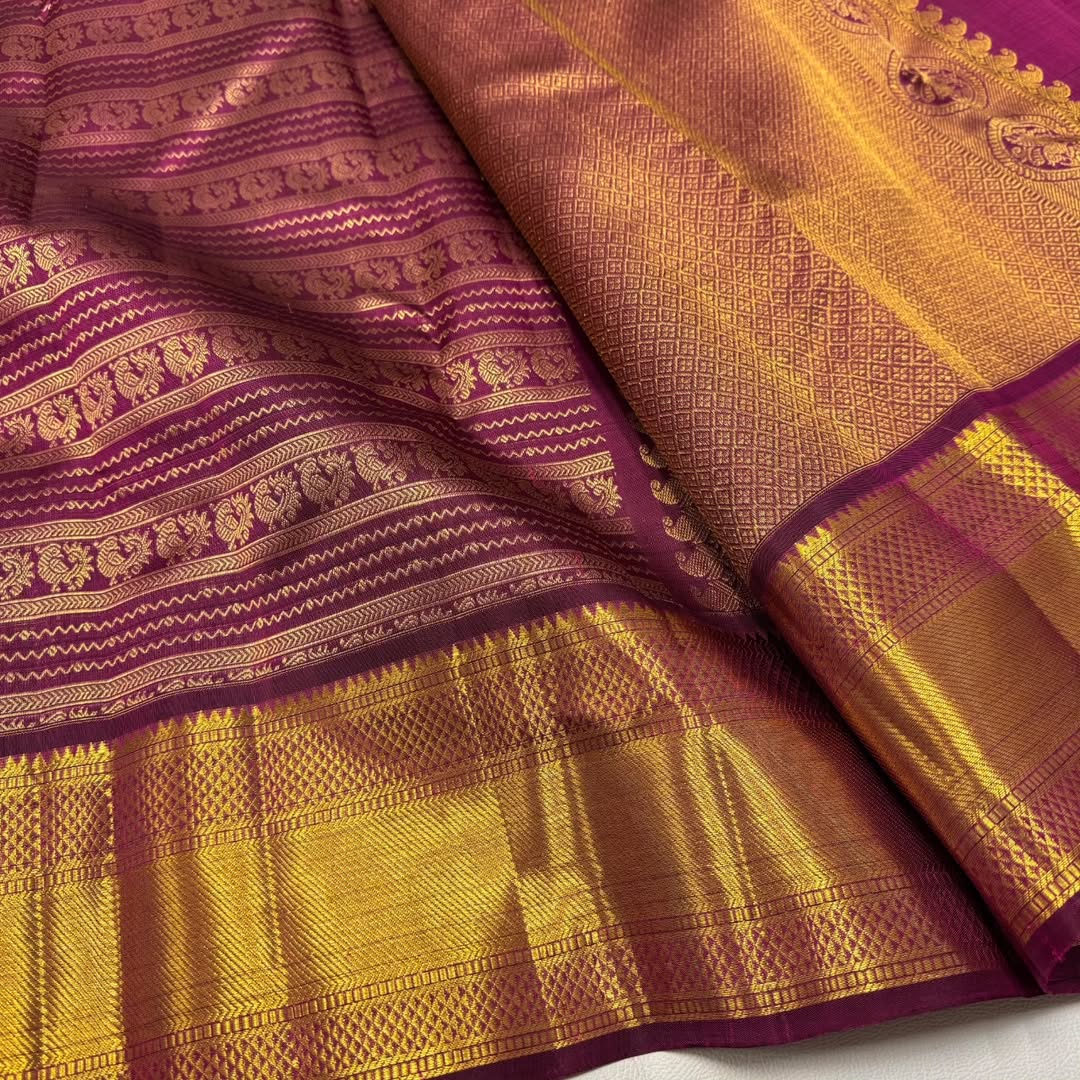 Tantalizing Purple Soft Banarasi Silk Saree With Sophisticated Blouse Piece