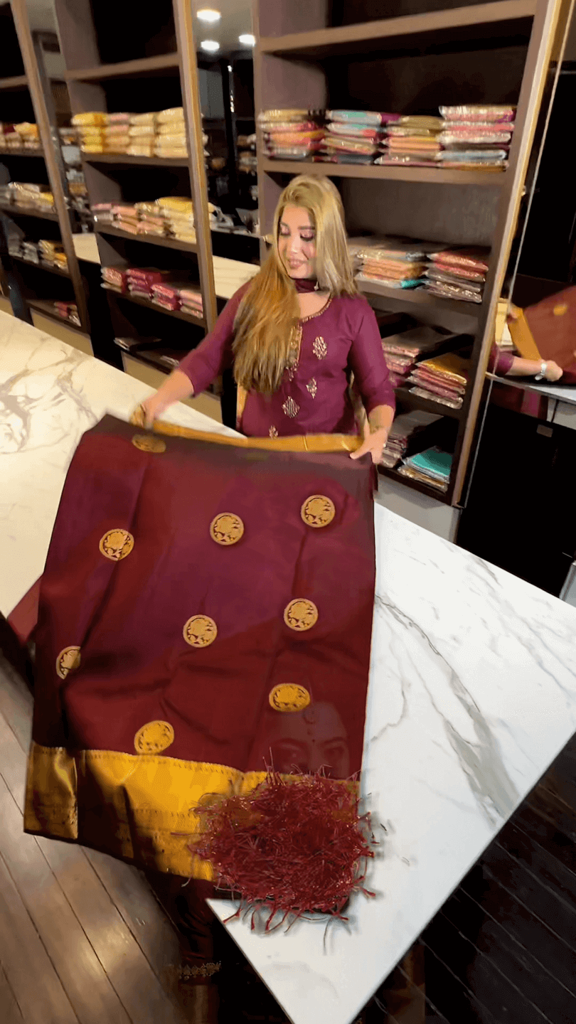 Exceptional Maroon Soft Banarasi Silk Saree With Enthralling Blouse Piece