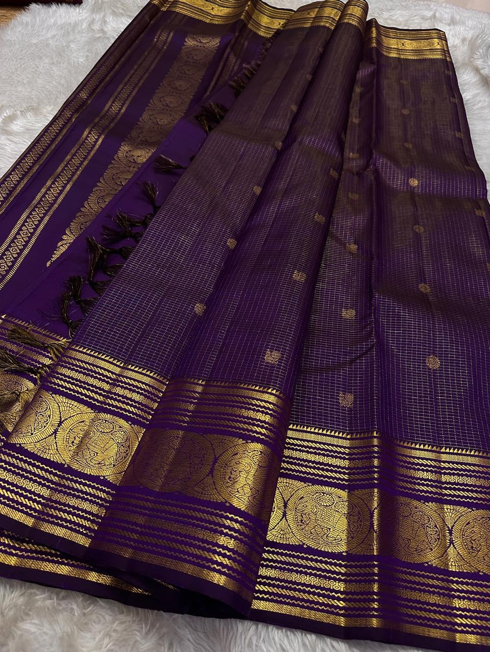 Piquant Purple Soft Banarasi Silk Saree With Propinquity Blouse Piece