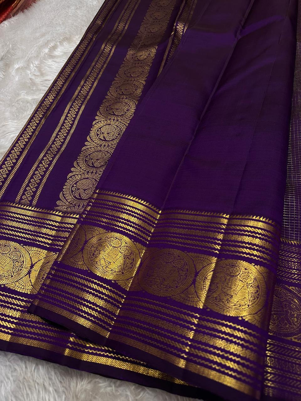 Piquant Purple Soft Banarasi Silk Saree With Propinquity Blouse Piece