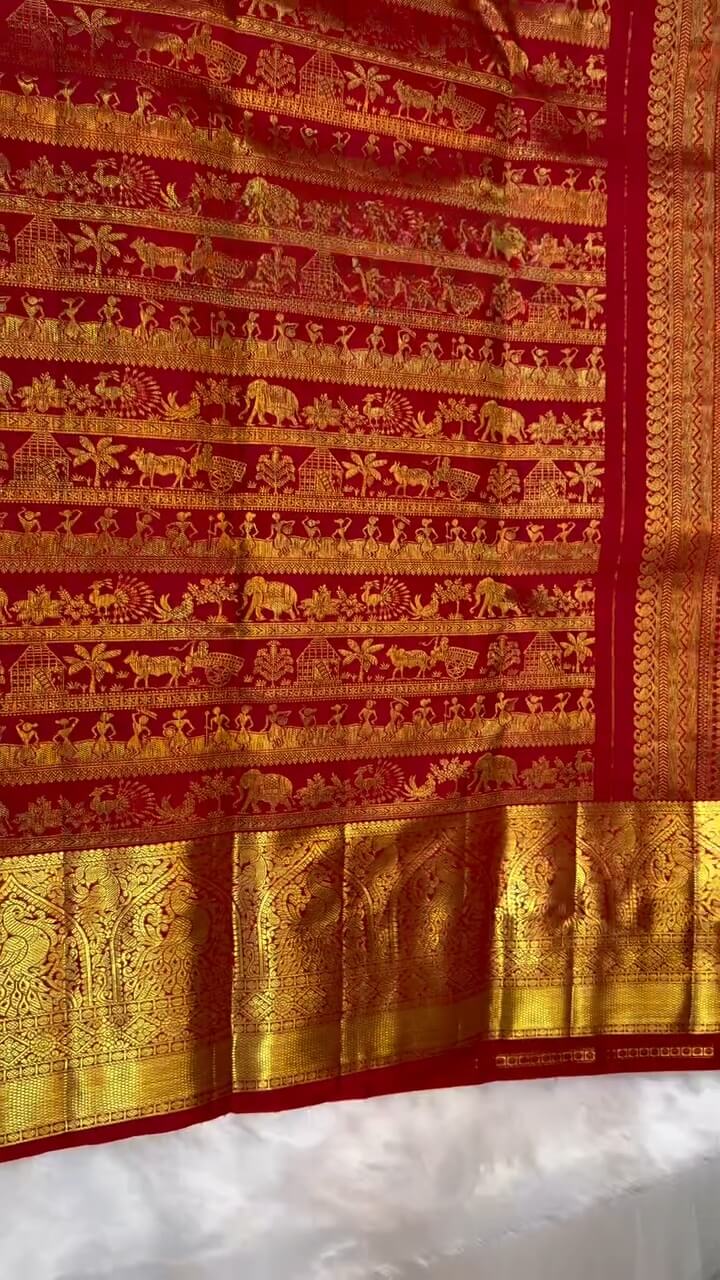 Inimitable Red Soft Banarasi Silk Saree With Cynosure Blouse Piece