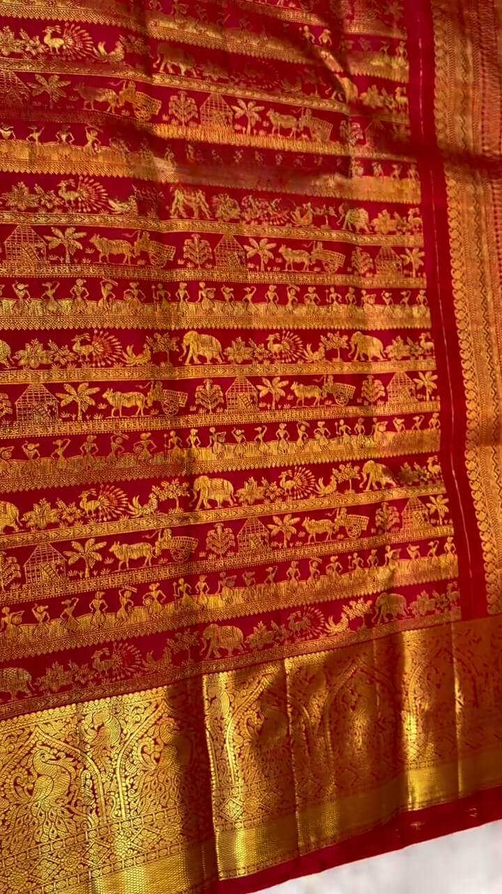 Inimitable Red Soft Banarasi Silk Saree With Cynosure Blouse Piece