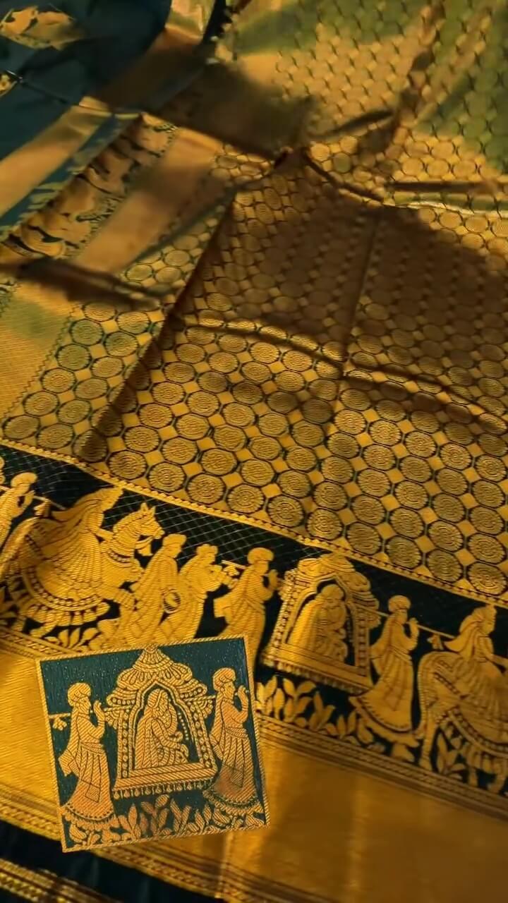 Chatoyant Dark Green Soft Banarasi Silk Saree With Prominent Blouse Piece