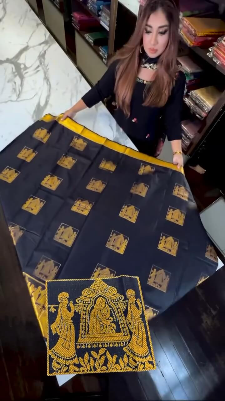 Enthralling Navy Blue Soft Banarasi Silk Saree With Majesty Blouse Piece