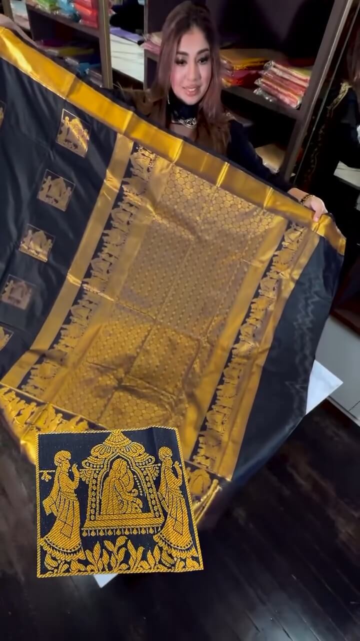 Enthralling Navy Blue Soft Banarasi Silk Saree With Majesty Blouse Piece