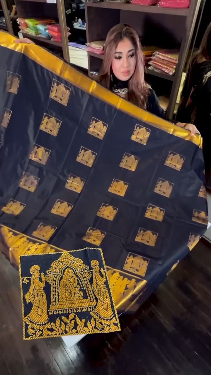 Enthralling Navy Blue Soft Banarasi Silk Saree With Majesty Blouse Piece