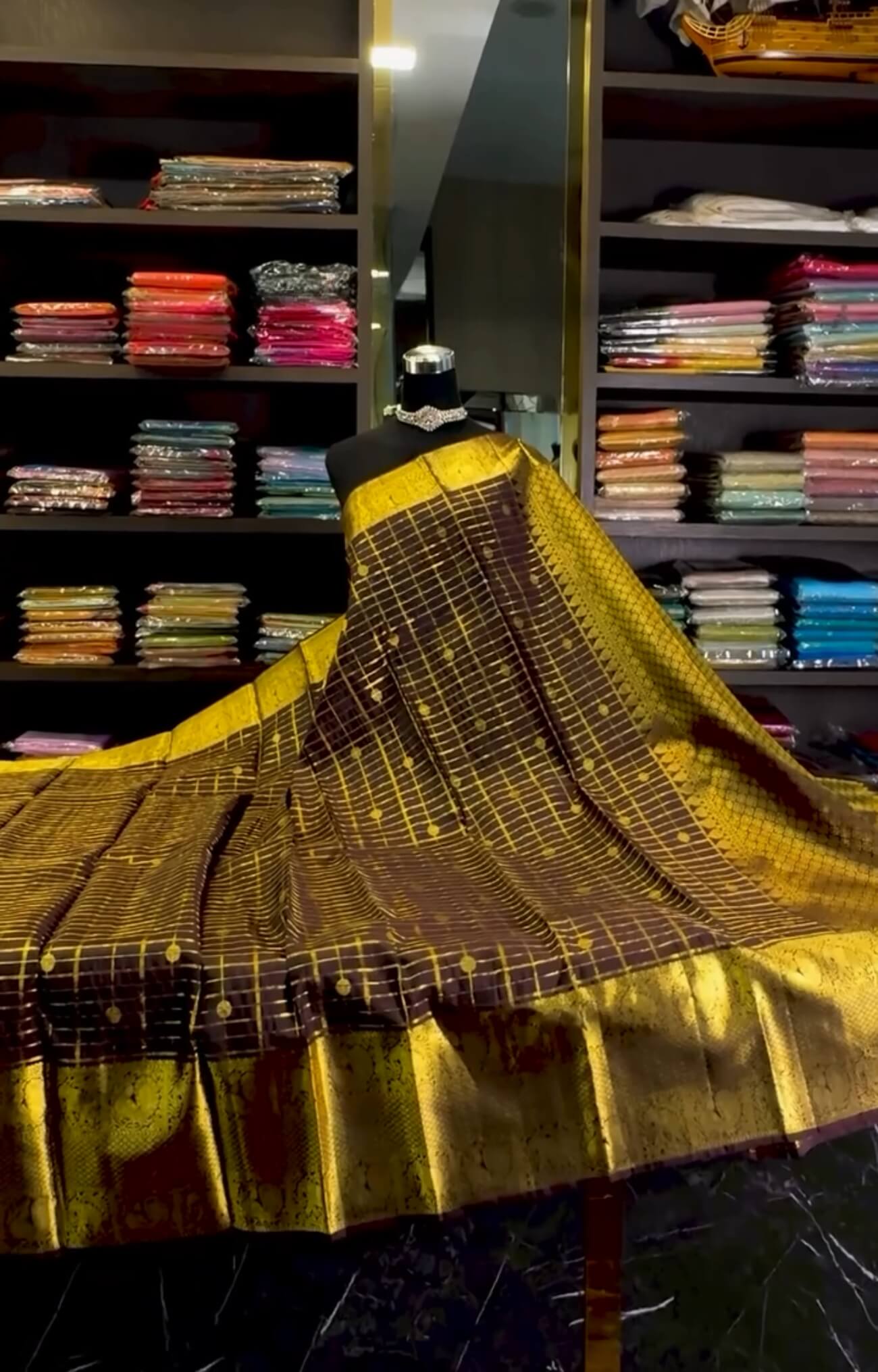 Lustrous Brown Soft Banarasi Silk Saree With Hypnotic Blouse Piece