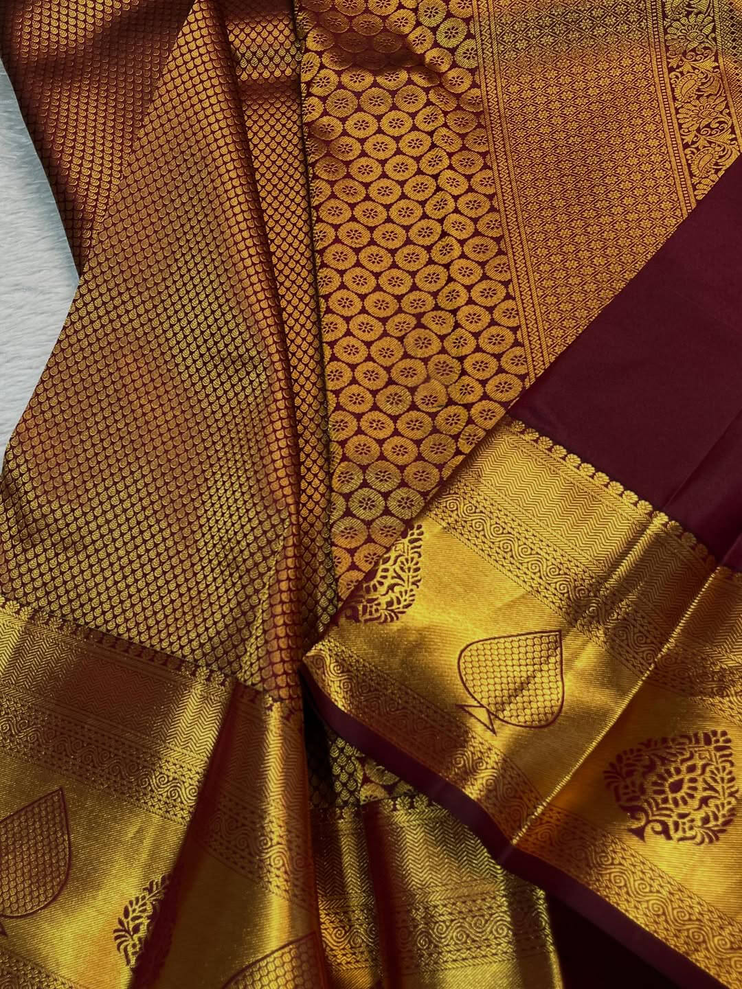 Super classy Wine Soft Banarasi Silk Saree With Comely Blouse Piece