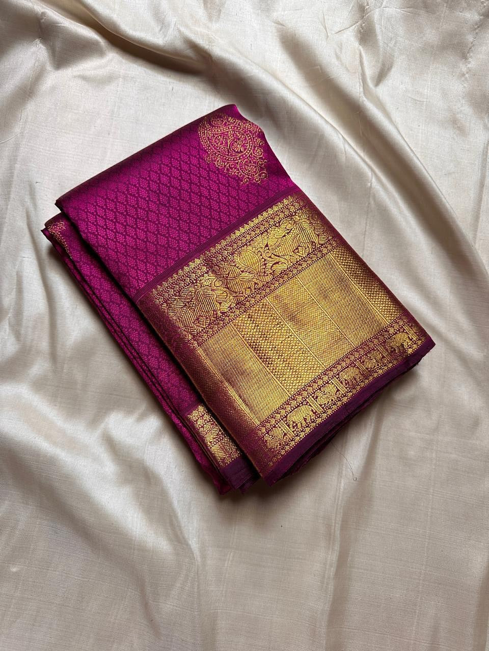 Skinny Purple Soft Banarasi Silk Saree With Beguiling Blouse Piece