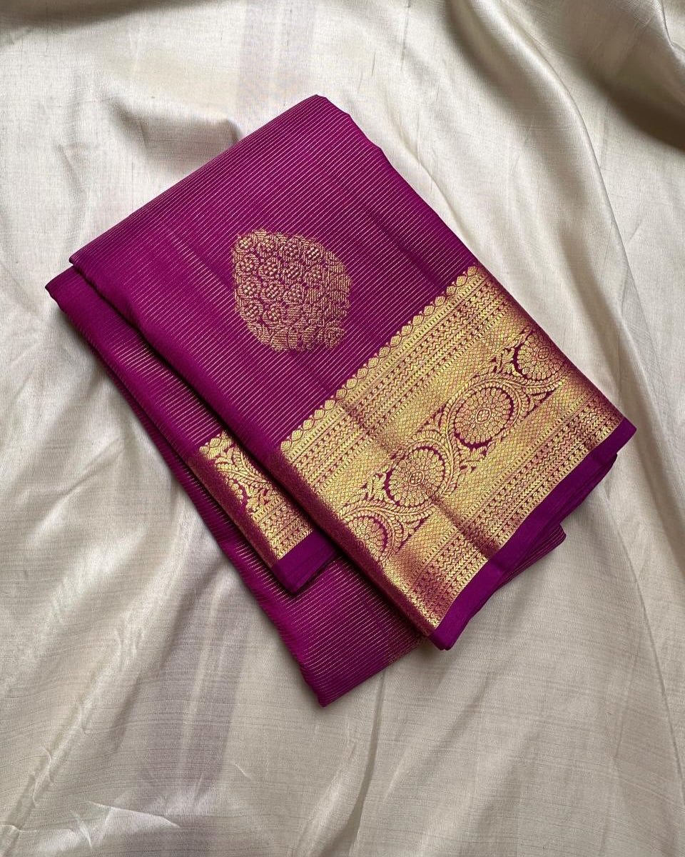 Breathtaking Magenta Soft Banarasi Silk Saree With Divine Blouse Piece