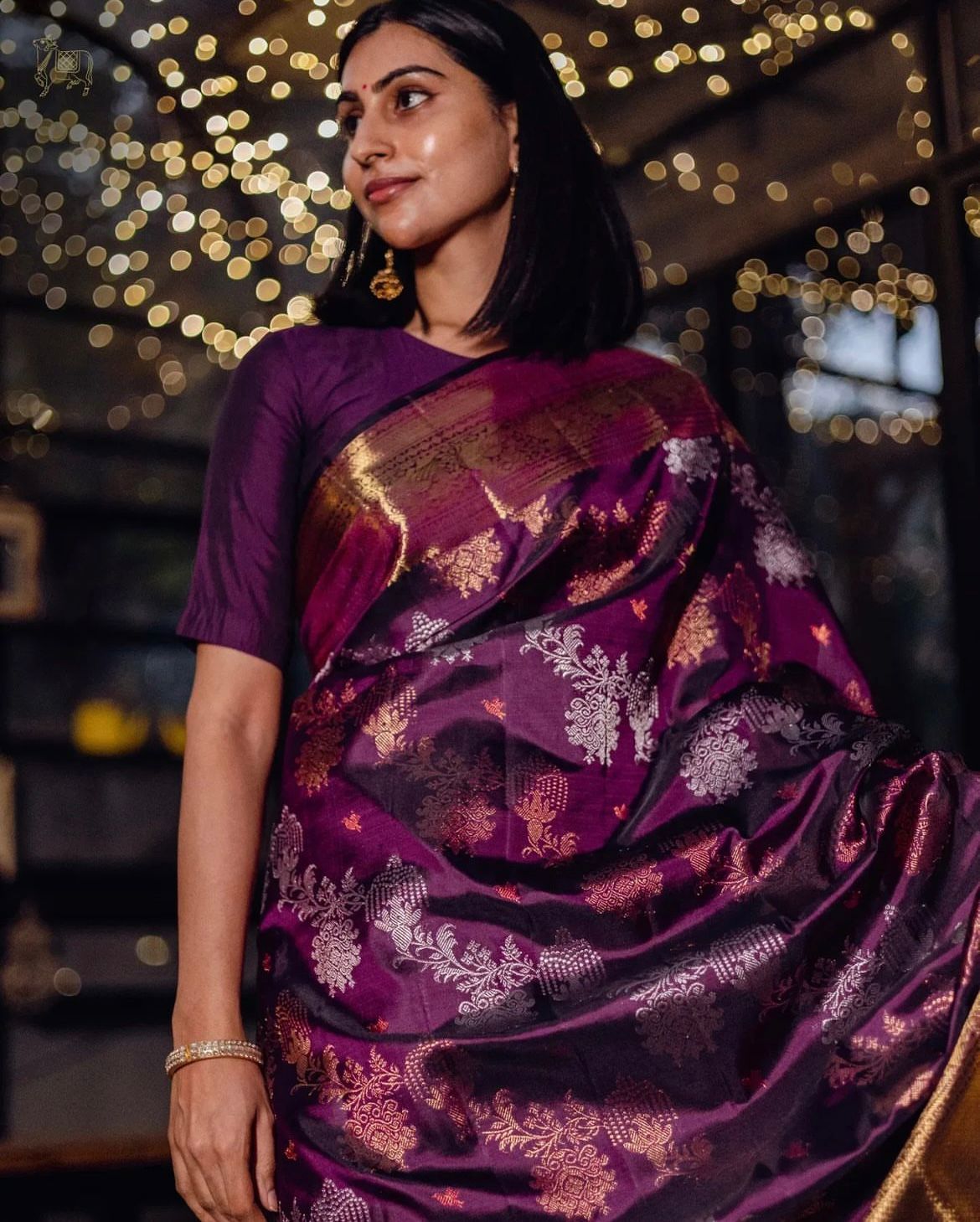 Pleasant Purple Soft Silk Saree With Stunning Blouse Piece