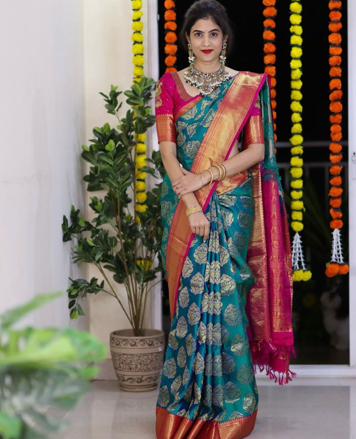 Moiety Rama Soft Silk Saree With Radiant Blouse Piece