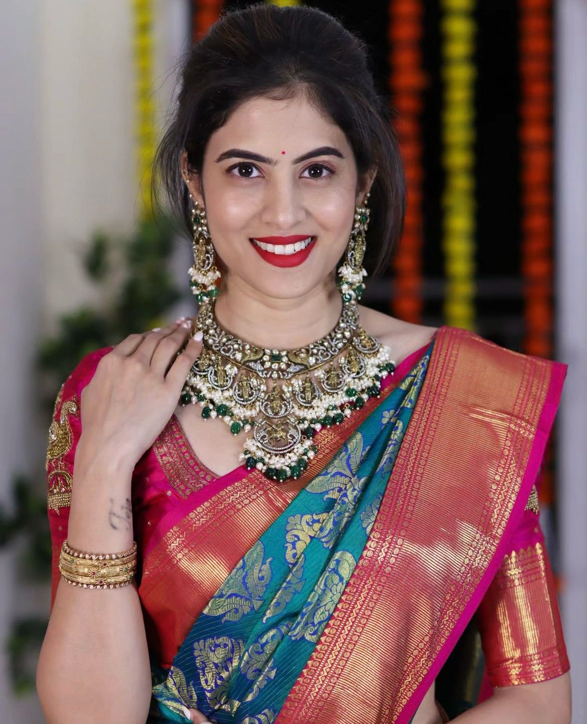 Moiety Rama Soft Silk Saree With Radiant Blouse Piece