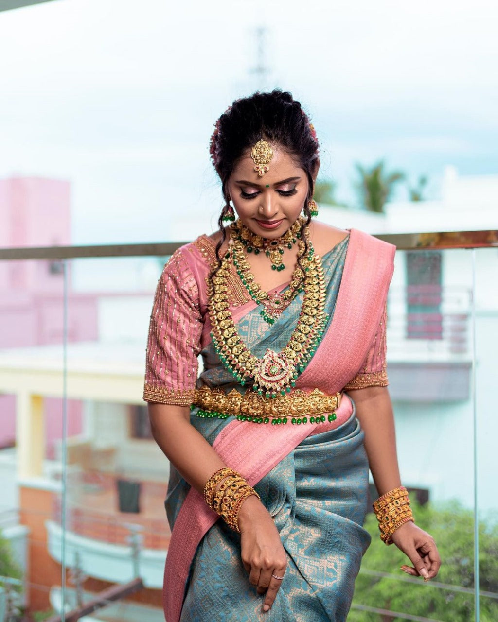 Grandiose Firozi Soft Silk Saree With Classy Blouse Piece
