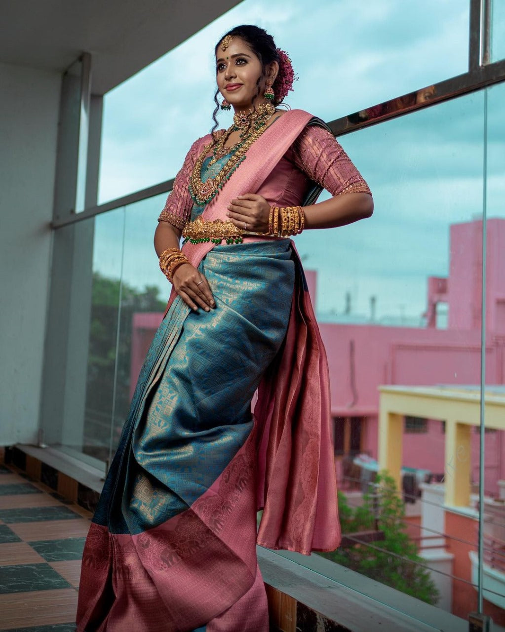 Grandiose Firozi Soft Silk Saree With Classy Blouse Piece